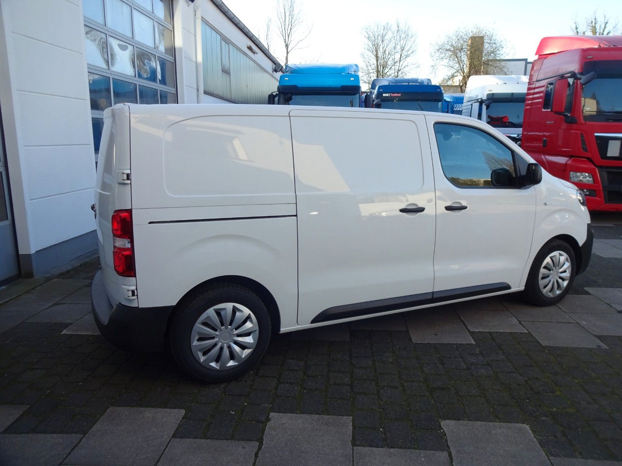 Opel 50 x Vivaro Kasten L1H1, Klima, PDC, on lease Opel 50 x Vivaro Kasten L1H1, Klima, PDC,: picture 7