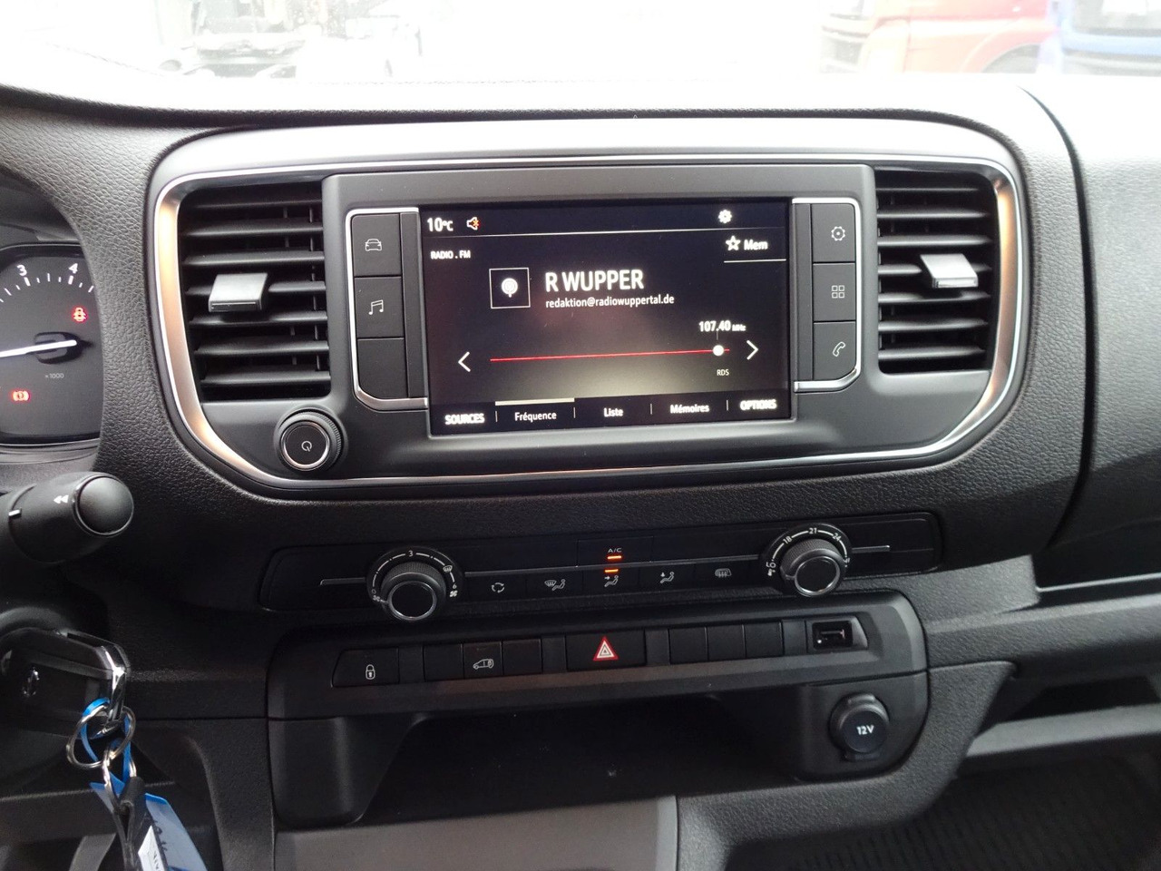 Opel 50 x Vivaro Kasten L1H1, Klima, PDC, on lease Opel 50 x Vivaro Kasten L1H1, Klima, PDC,: picture 17