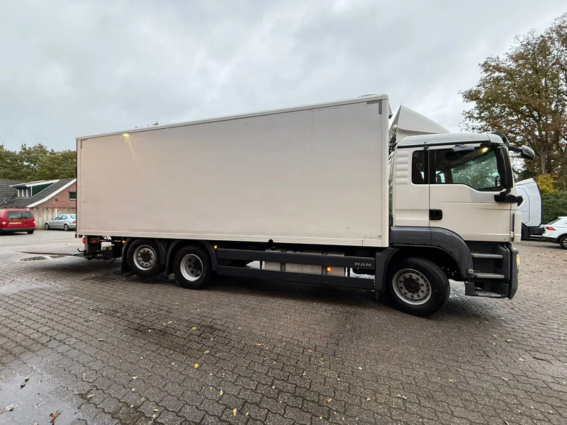 Box truck MAN TGS 26.320 Koffer Stuuras AHK 3.000KG LBW 373.230KM! NL Truck APK/TUV 18-03-2026: picture 6