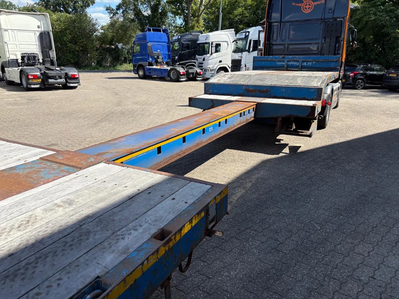 Nooteboom OSDS-48-03V 6M Uitschuifbaar Naloop stuuras Verbreders on lease Nooteboom OSDS-48-03V 6M Uitschuifbaar Naloop stuuras Verbreders: picture 17 Nooteboom OSDS-48-03V 6M Uitschuifbaar Naloop stuuras Verbreders on lease Nooteboom OSDS-48-03V 6M Uitschuifbaar Naloop stuuras Verbreders: picture 17