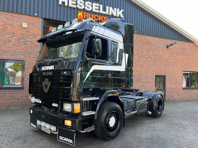 Scania R143-420 V8 Motor NL truck nieuwe APK - Tractor unit: picture 1 Scania R143-420 V8 Motor NL truck nieuwe APK - Tractor unit: picture 1