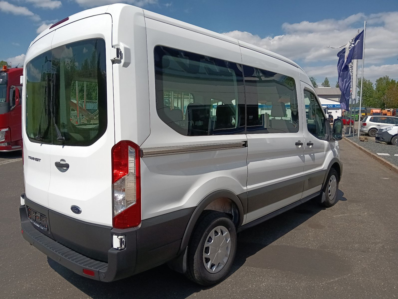 Ford Transit Kombi 350 L2 Trend 9-Sitzer 2xHeizung/Kl - Passenger van, Combi van: picture 3 Ford Transit Kombi 350 L2 Trend 9-Sitzer 2xHeizung/Kl - Passenger van, Combi van: picture 3