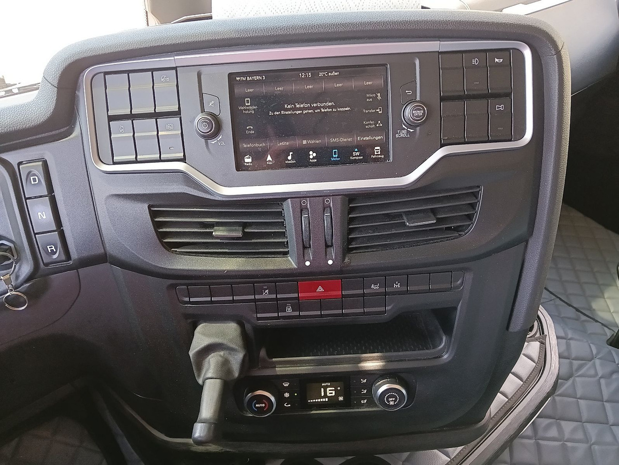 Tractor unit Iveco S-WAY AS440 P490 INTARDERSpoilerStandklima 2xTan: picture 11
