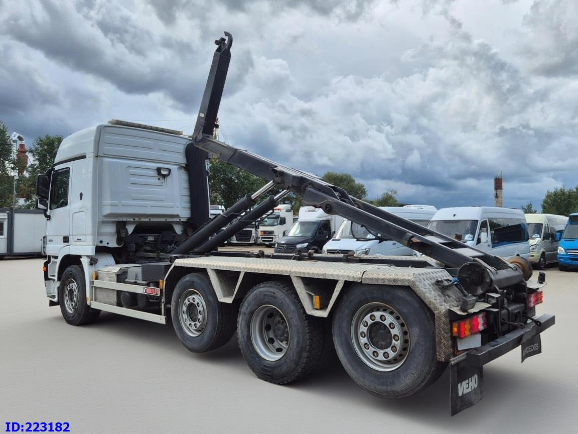 MERCEDES-BENZ Actros 2551 8x2 V8 Retarder - Hook lift truck: picture 5 MERCEDES-BENZ Actros 2551 8x2 V8 Retarder - Hook lift truck: picture 5