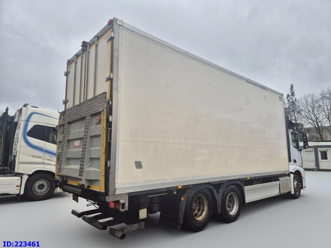 MERCEDES-BENZ Actros 2653 Thermoking 10 wheel - Refrigerator truck: picture 2 MERCEDES-BENZ Actros 2653 Thermoking 10 wheel - Refrigerator truck: picture 2