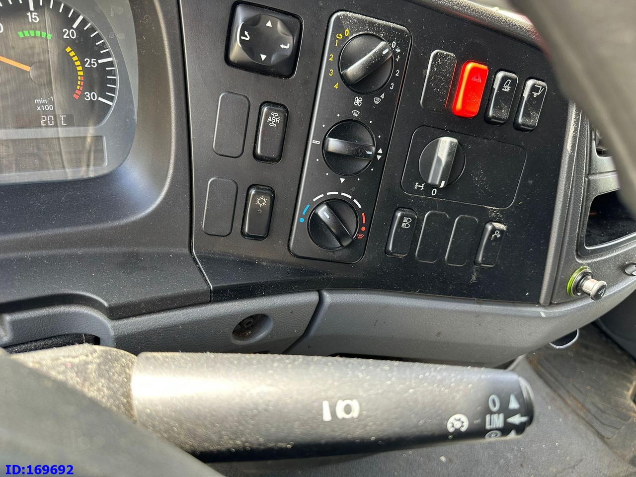 Refrigerator truck MERCEDES-BENZ Atego 1218 - Euro5: picture 20