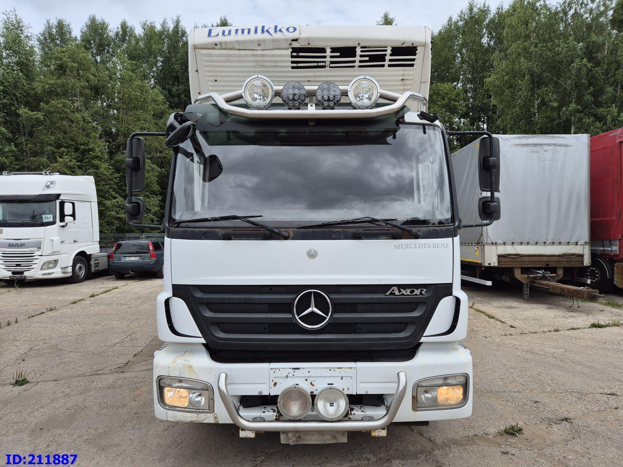 MERCEDES-BENZ Axor 1833 - Manual - Refrigerator truck: picture 2 MERCEDES-BENZ Axor 1833 - Manual - Refrigerator truck: picture 2