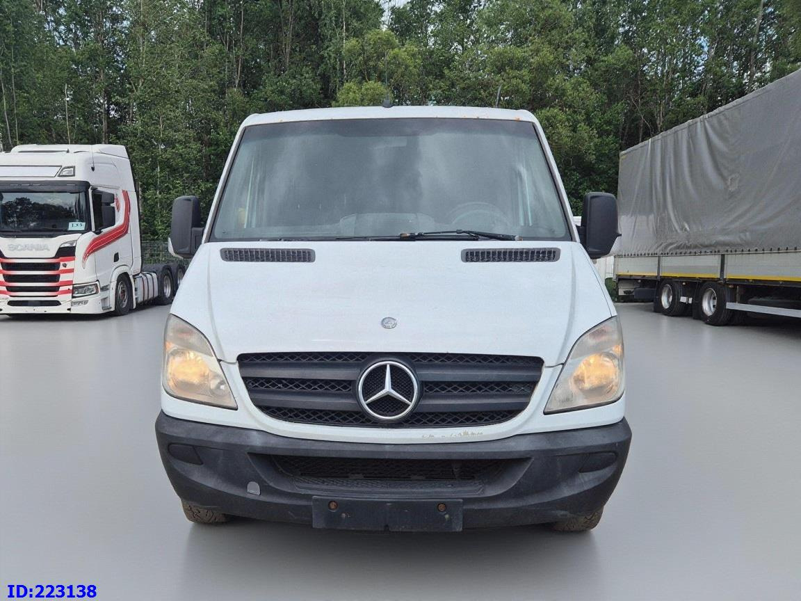 MERCEDES-BENZ Sprinter 213 - Euro5 - Minibus, Passenger van: picture 2 MERCEDES-BENZ Sprinter 213 - Euro5 - Minibus, Passenger van: picture 2