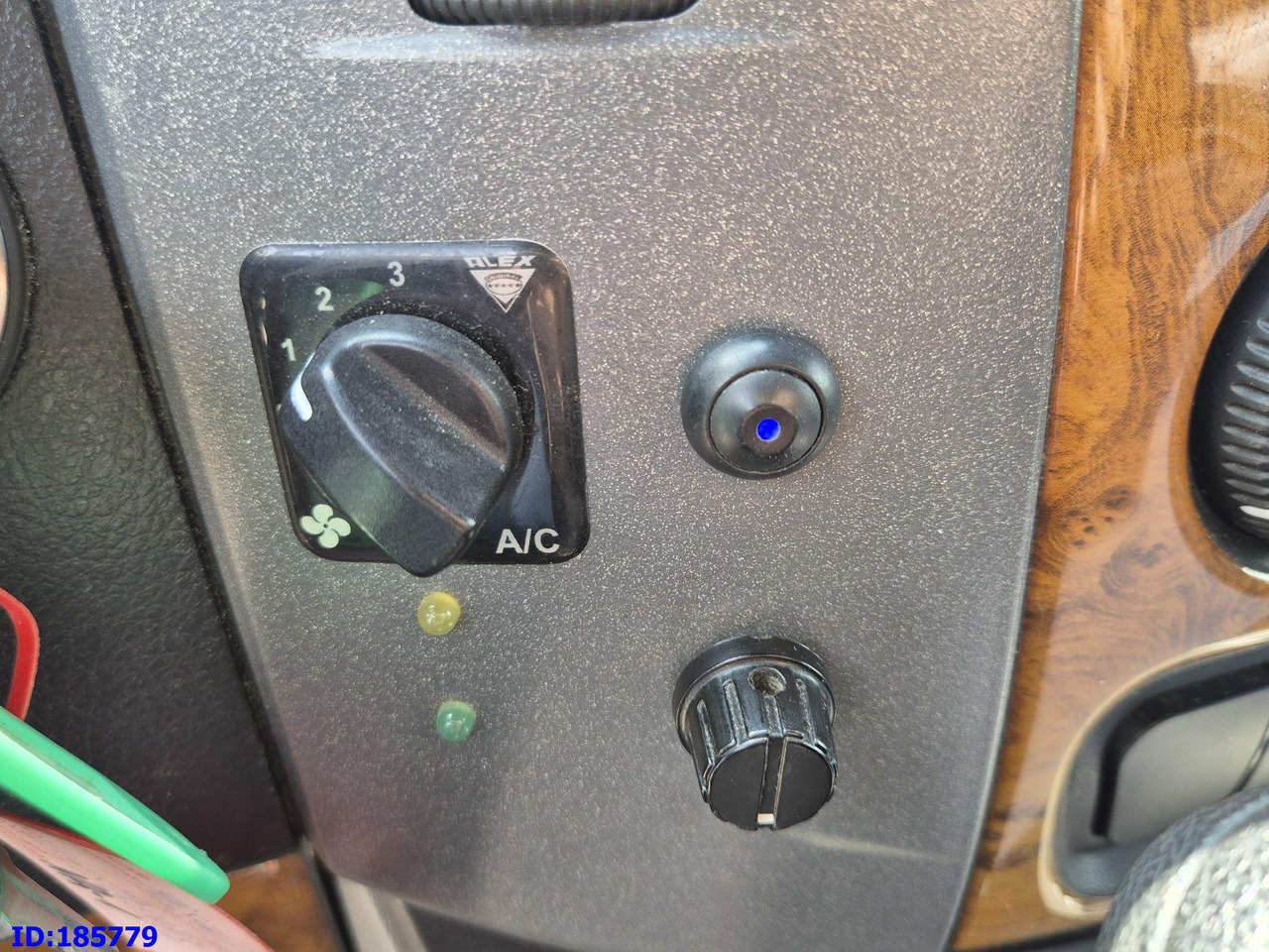 Coach MERCEDES-BENZ Sprinter 316 - VIP - Avestark: picture 14
