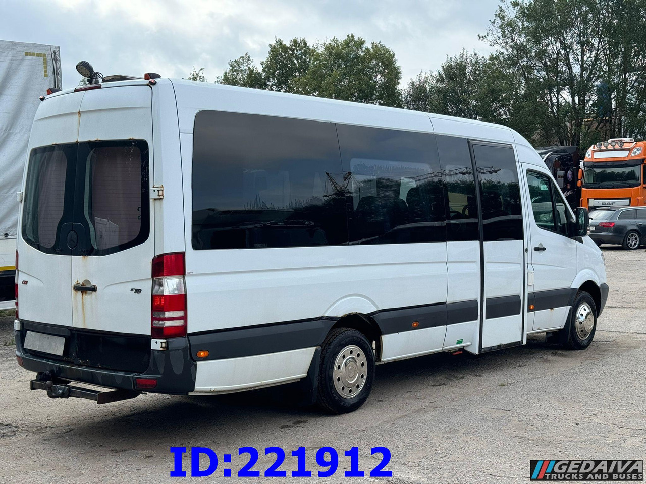 MERCEDES-BENZ Sprinter 518 VIP 17-Place - Coach: picture 5 MERCEDES-BENZ Sprinter 518 VIP 17-Place - Coach: picture 5