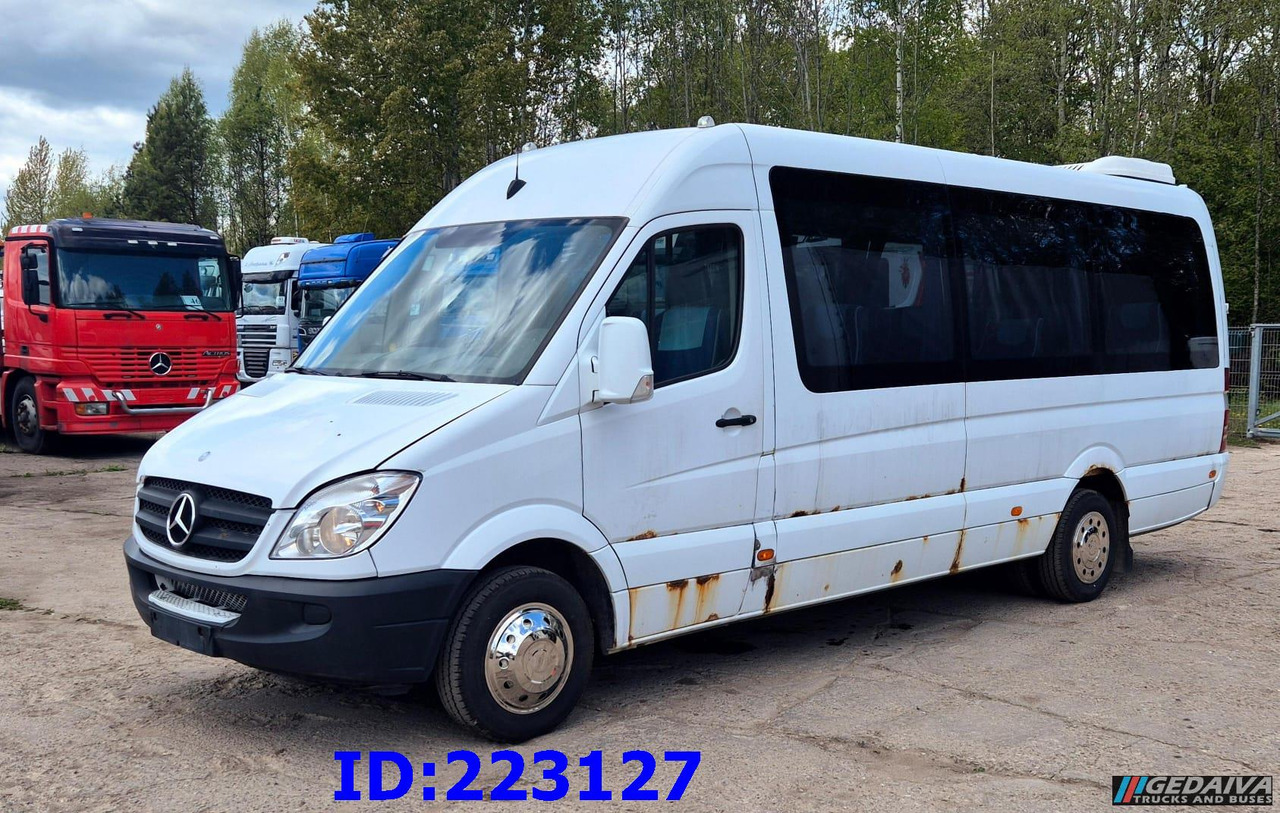 MERCEDES-BENZ Sprinter 518 - VIP -19 Seater - Coach: picture 4 MERCEDES-BENZ Sprinter 518 - VIP -19 Seater - Coach: picture 4