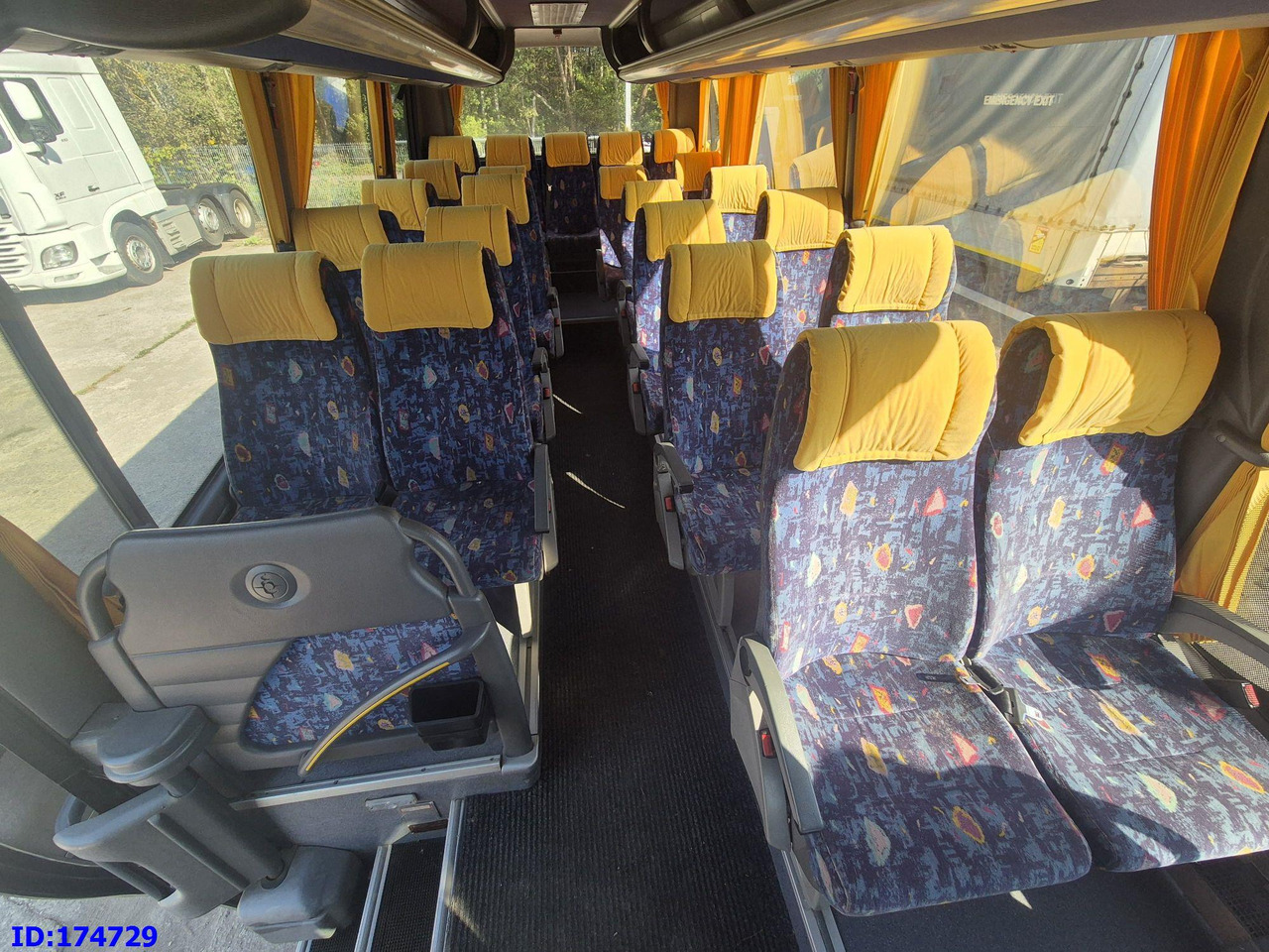 Coach MERCEDES-BENZ Vario 815 26-Seater: picture 15 Coach MERCEDES-BENZ Vario 815 26-Seater: picture 15