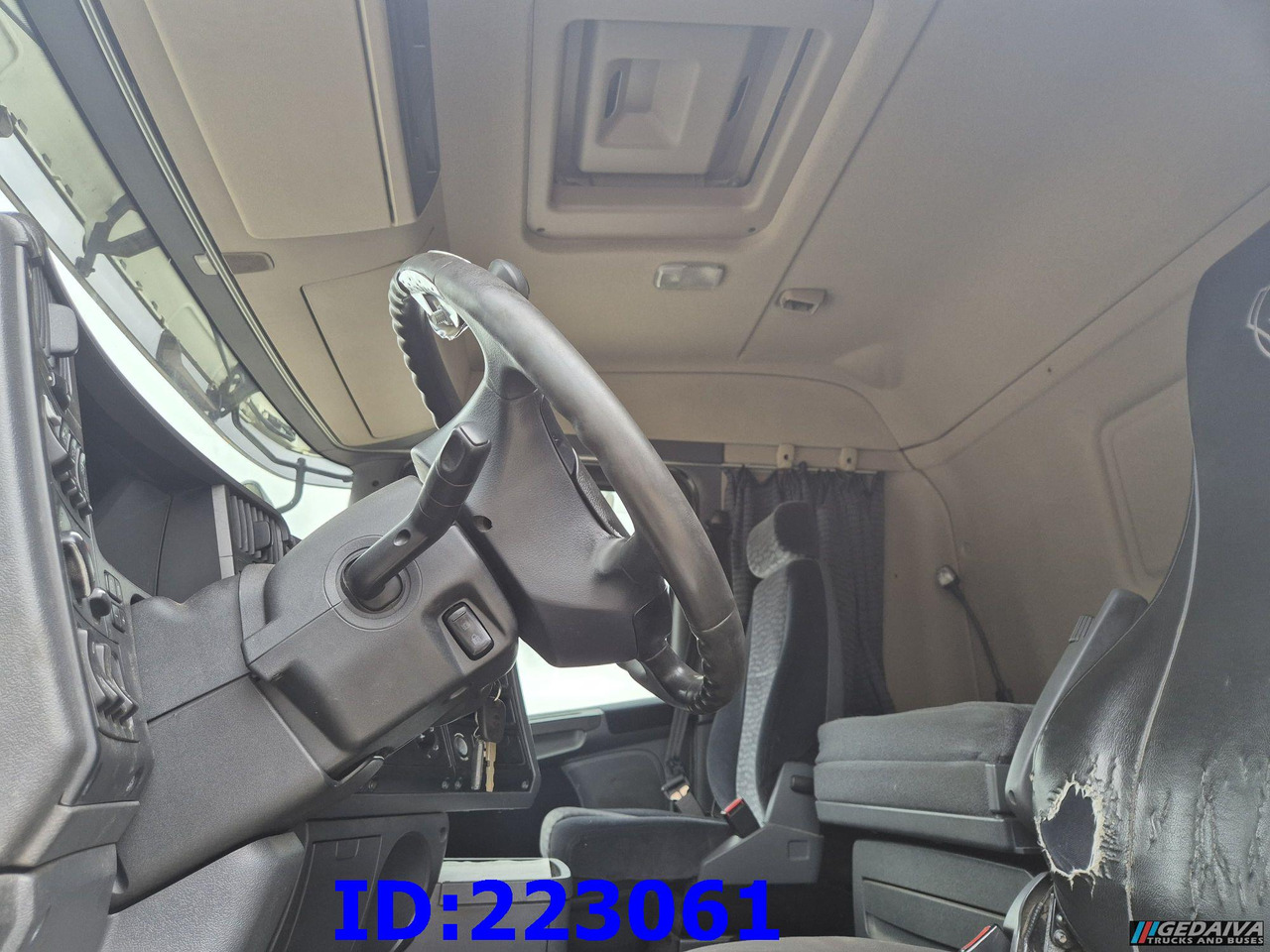 Cab chassis truck SCANIA R480 6X2  3 Pedals: picture 9