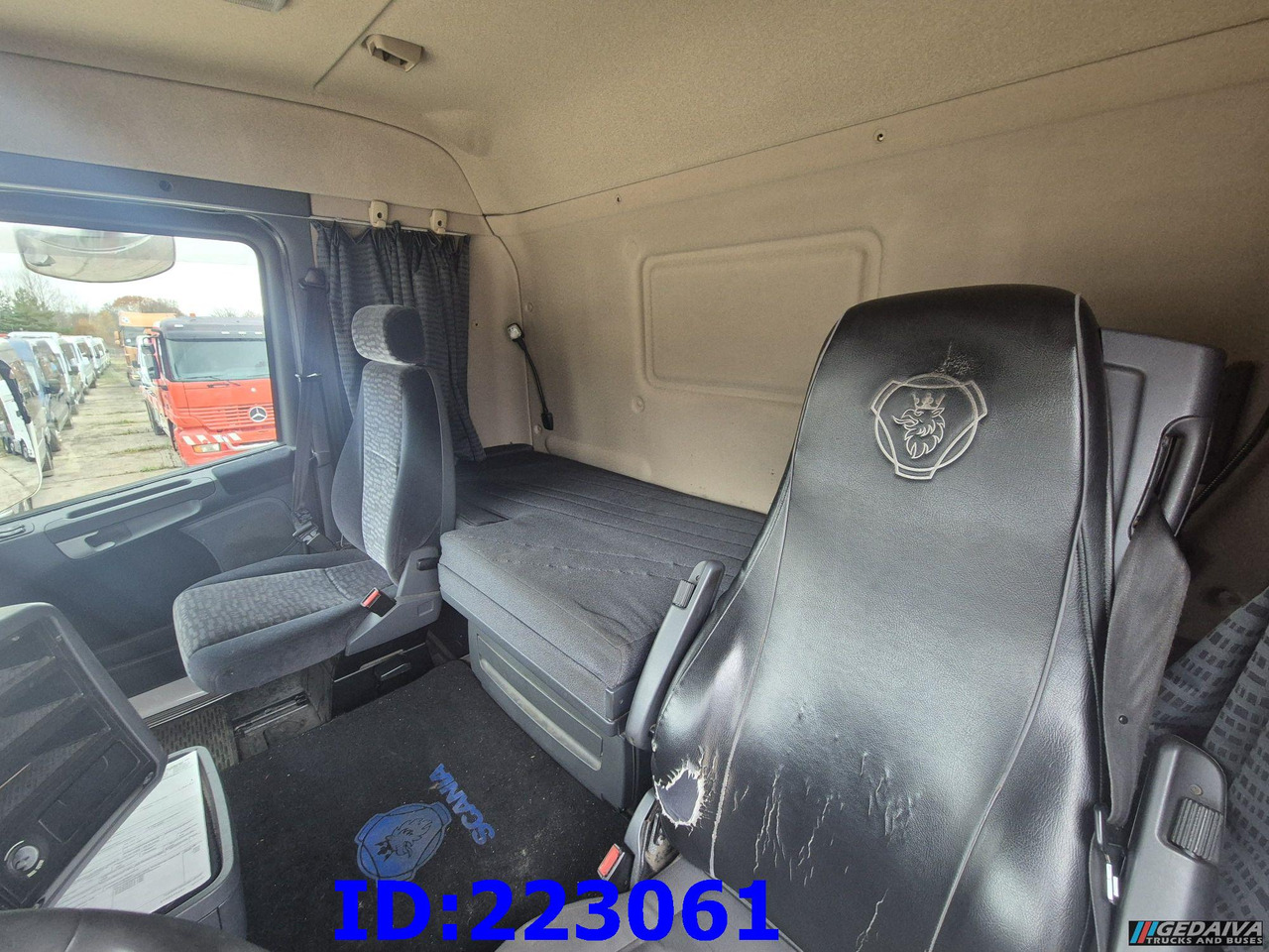 Cab chassis truck SCANIA R480 6X2  3 Pedals: picture 16