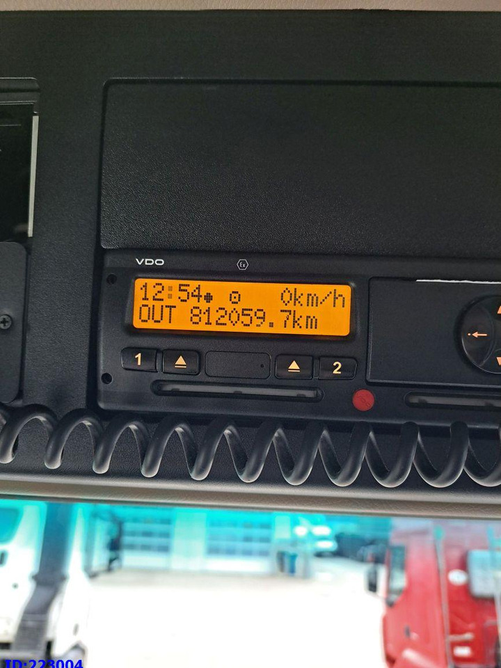 Tractor unit MERCEDES-BENZ Actros 1842 MEGA Euro6: picture 14