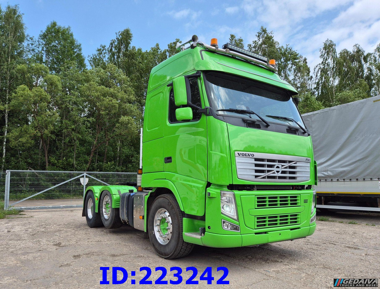VOLVO FH13 6x2 - 538t km ONLY - Manual Hydraulics Euro5 - Tractor unit: picture 3 VOLVO FH13 6x2 - 538t km ONLY - Manual Hydraulics Euro5 - Tractor unit: picture 3