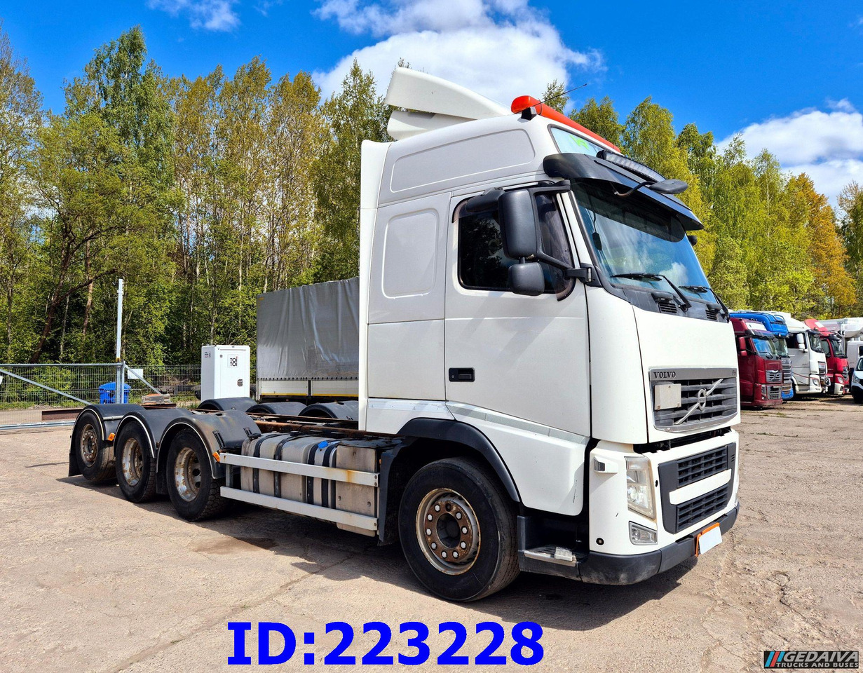 VOLVO FH13 540HP 8X4 Euro5 - Cab chassis truck: picture 3 VOLVO FH13 540HP 8X4 Euro5 - Cab chassis truck: picture 3