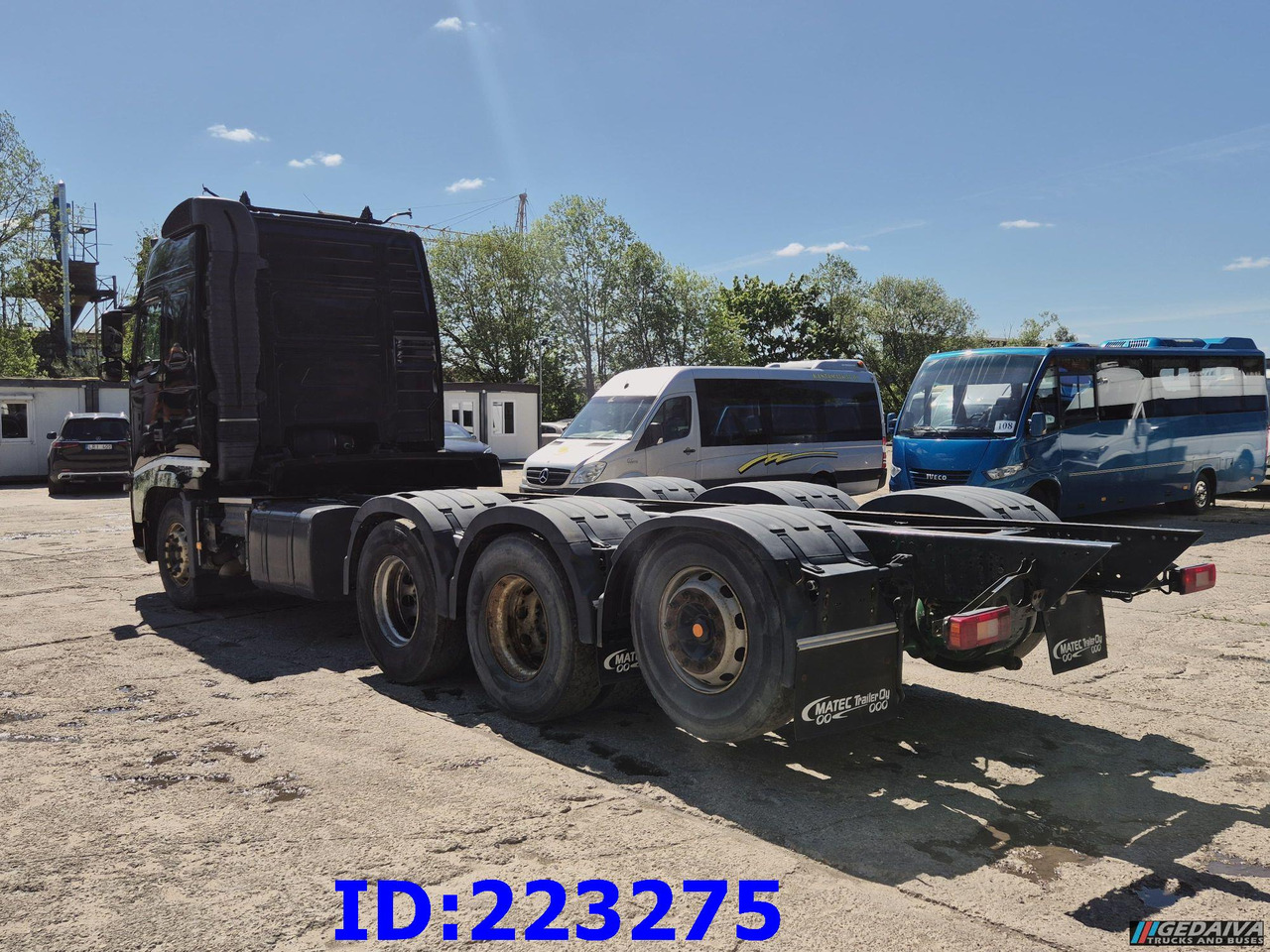 VOLVO FH13 540HP 8X4 (Steering axle) RETARDER - Cab chassis truck: picture 5 VOLVO FH13 540HP 8X4 (Steering axle) RETARDER - Cab chassis truck: picture 5
