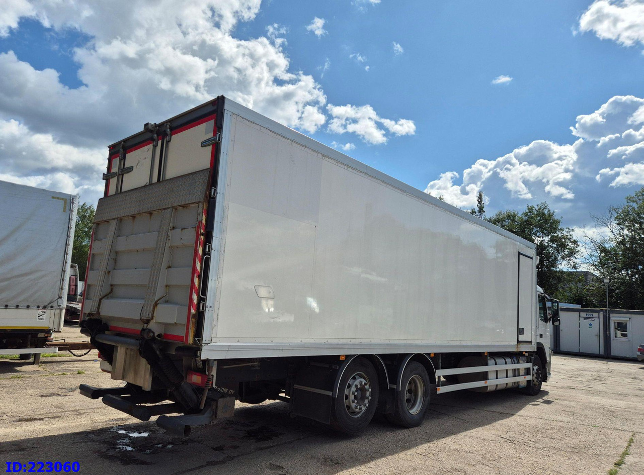 VOLVO FM 410HP - 6X2 - Euro5 -Steering axle - Refrigerator truck: picture 5 VOLVO FM 410HP - 6X2 - Euro5 -Steering axle - Refrigerator truck: picture 5