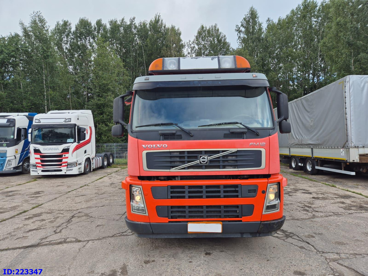 VOLVO FM12 420HP 8X4 Manual - Tipper: picture 2 VOLVO FM12 420HP 8X4 Manual - Tipper: picture 2