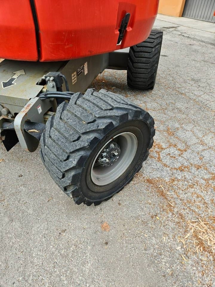 Articulated boom JLG 450 AJ: picture 6