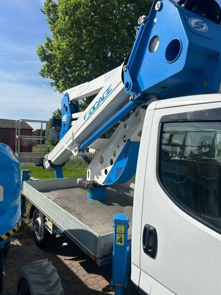 Truck mounted aerial platform Socage 20D: picture 8