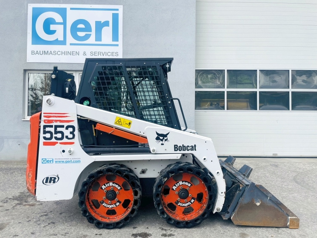 Bobcat 553 (3998) - Skid steer loader: picture 3 Bobcat 553 (3998) - Skid steer loader: picture 3