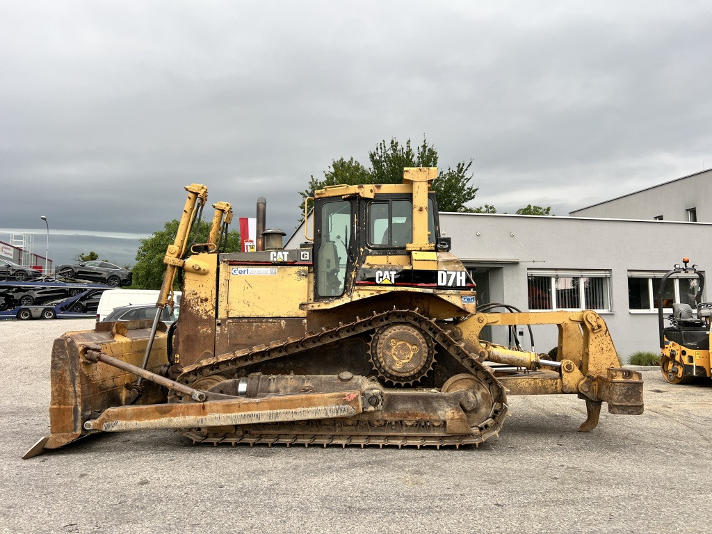 Caterpillar D 7 H (111611) - Bulldozer: picture 1 Caterpillar D 7 H (111611) - Bulldozer: picture 1