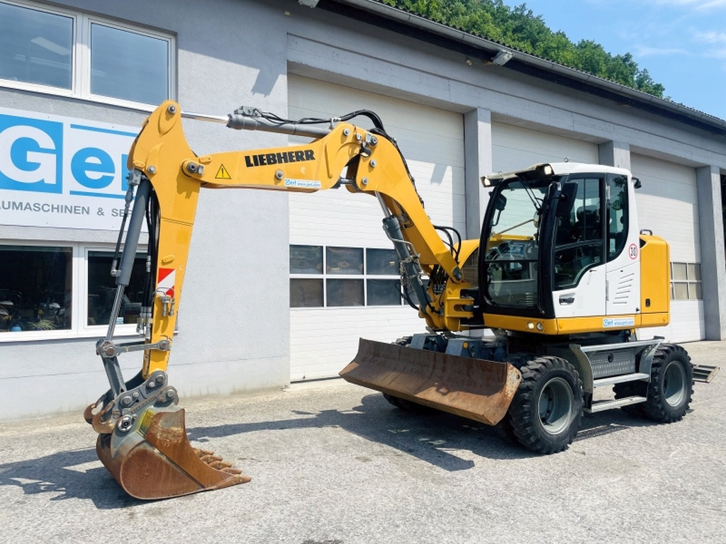 Liebherr A910 Compact (4025) - Wheel excavator: picture 4 Liebherr A910 Compact (4025) - Wheel excavator: picture 4