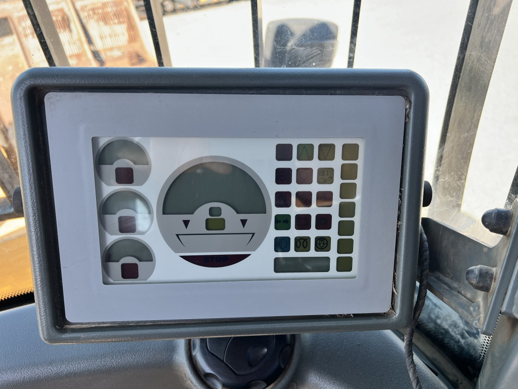 Wheel loader Liebherr L 556 (111583): picture 12 Wheel loader Liebherr L 556 (111583): picture 12