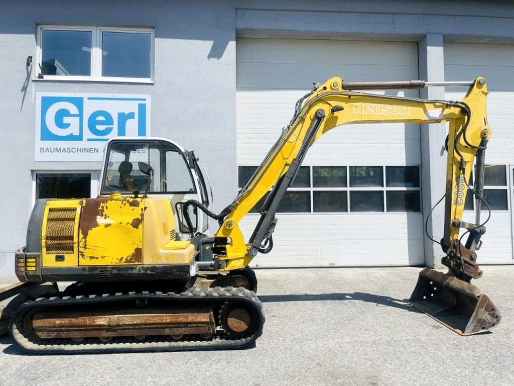 Neuson G8002 RDV (4015) - Mini excavator: picture 2 Neuson G8002 RDV (4015) - Mini excavator: picture 2