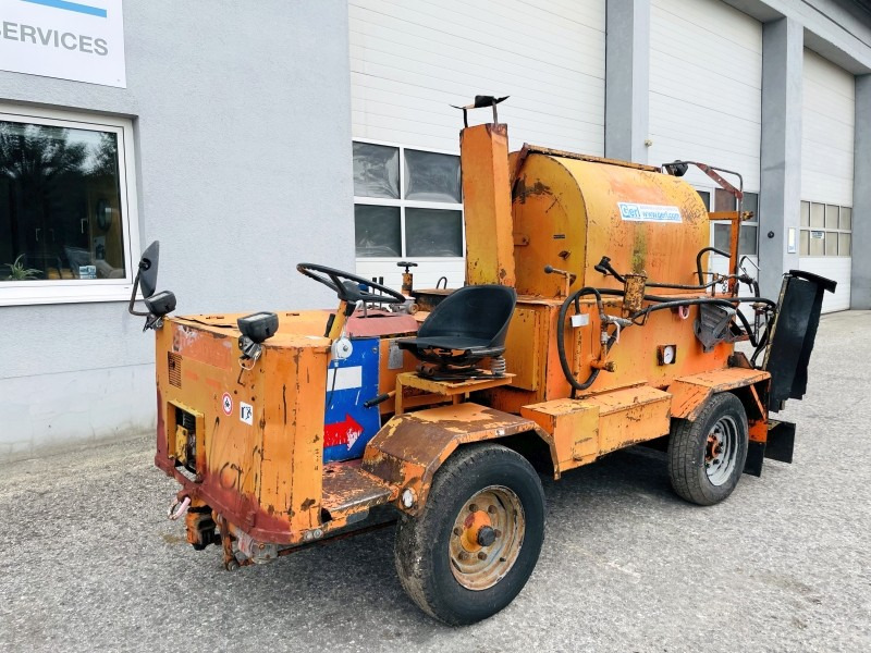 Strassmayr S-12-1000-G-HHY (3859) - Asphalt distributor: picture 3 Strassmayr S-12-1000-G-HHY (3859) - Asphalt distributor: picture 3