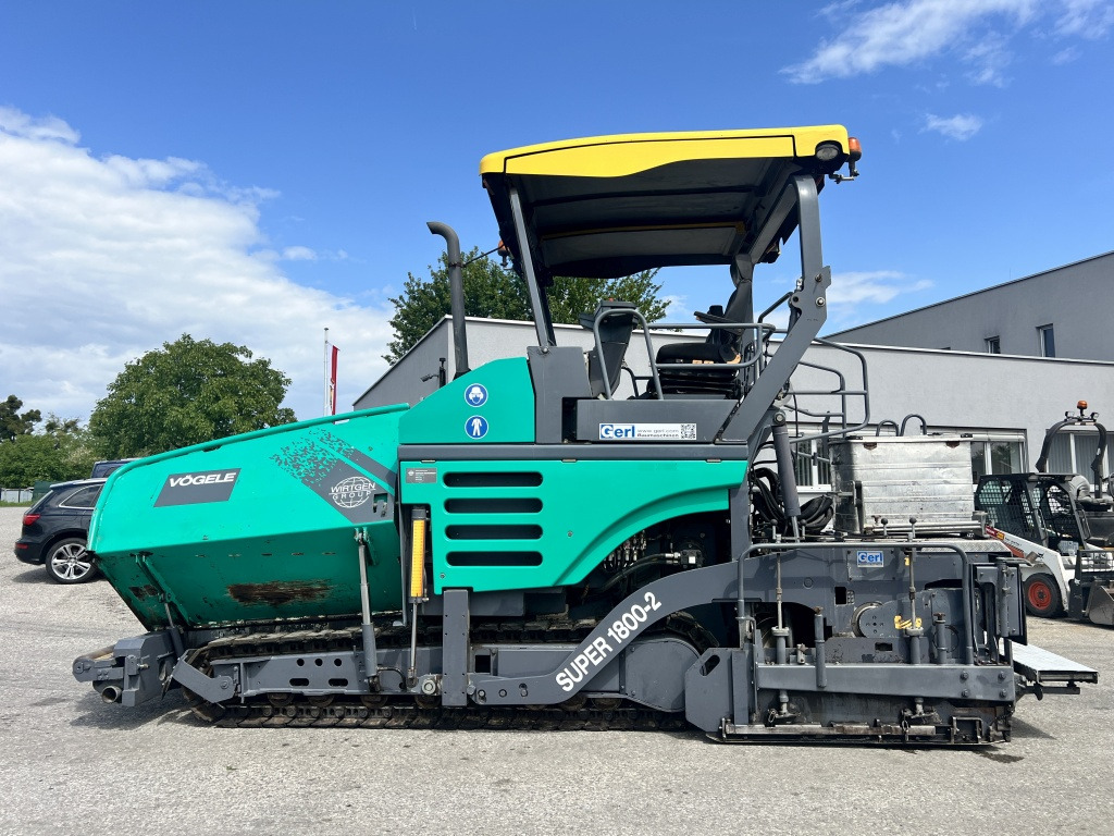 Vögele Super 1800-2 (111596) - Asphalt paver: picture 1 Vögele Super 1800-2 (111596) - Asphalt paver: picture 1