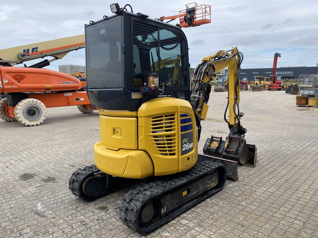 Komatsu PC26MR-5 - Mini excavator: picture 4 Komatsu PC26MR-5 - Mini excavator: picture 4