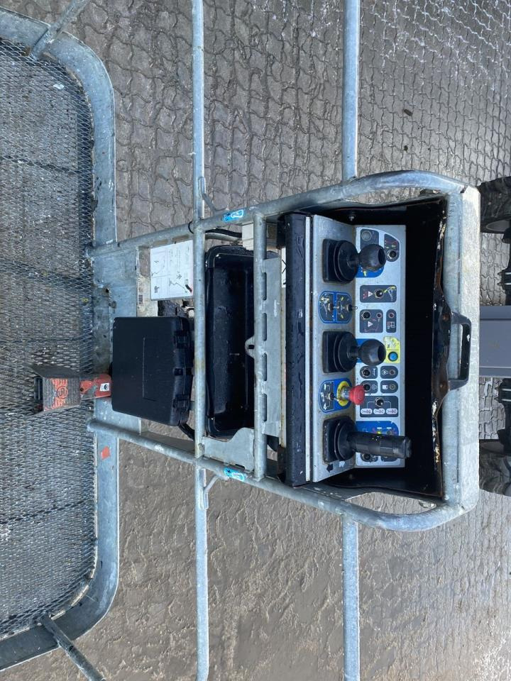 Manitou 160ATJ RC - Articulated boom: picture 3 Manitou 160ATJ RC - Articulated boom: picture 3