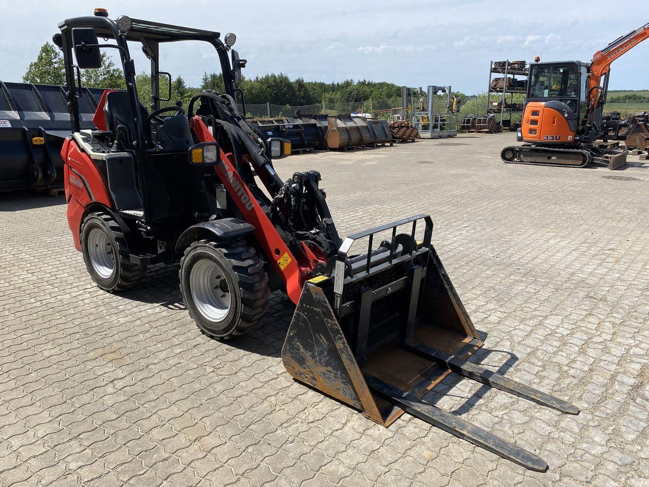 Manitou MLA 2-25H-4P - Compact loader: picture 5 Manitou MLA 2-25H-4P - Compact loader: picture 5