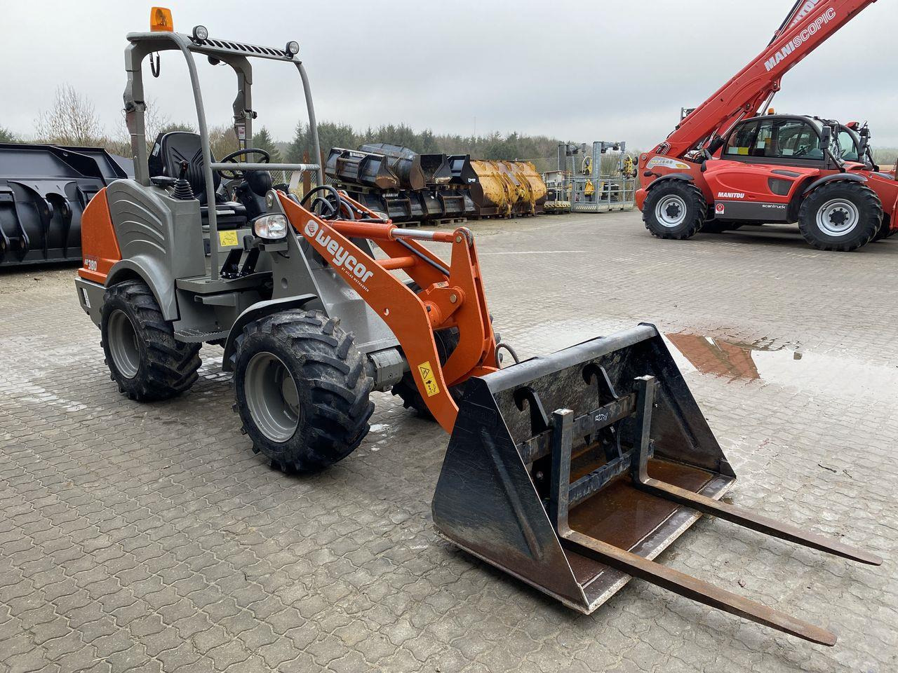 Weycor AR380 Agrar - Compact loader: picture 5 Weycor AR380 Agrar - Compact loader: picture 5