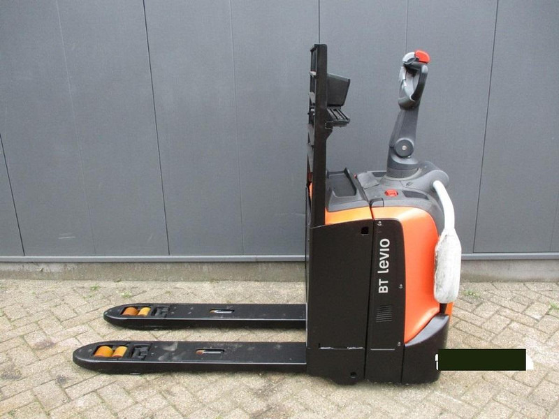 Toyota LPE 200 - Pallet truck: picture 1 Toyota LPE 200 - Pallet truck: picture 1