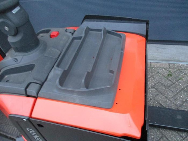 Toyota LPE 250 - Pallet truck: picture 5 Toyota LPE 250 - Pallet truck: picture 5