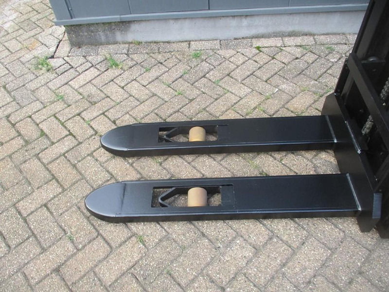 Stacker Toyota SWE 100: picture 6