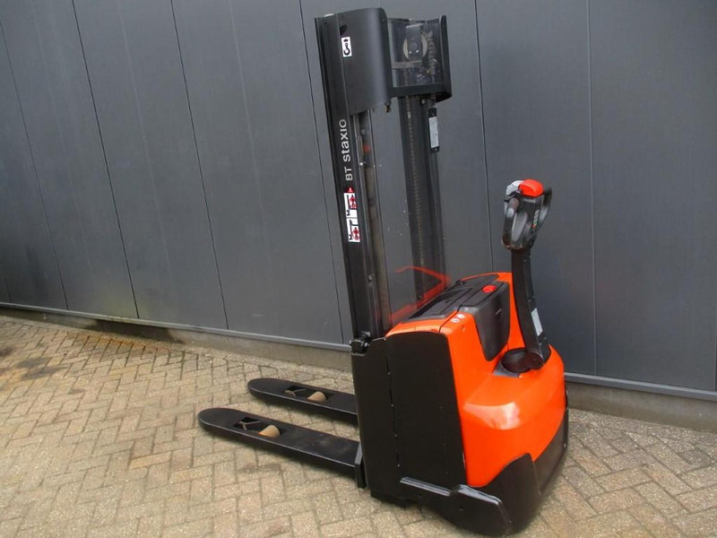 Toyota SWE 120 - Stacker: picture 2 Toyota SWE 120 - Stacker: picture 2