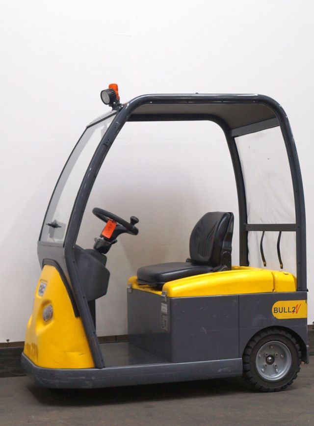 Dec Bull 2 - Tow tractor: picture 1 Dec Bull 2 - Tow tractor: picture 1