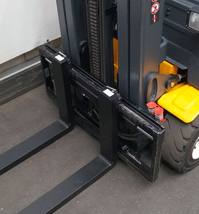 Jungheinrich EFG220 - Electric forklift: picture 3 Jungheinrich EFG220 - Electric forklift: picture 3