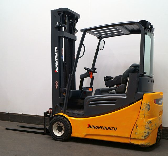 Jungheinrich EFG220 - Electric forklift: picture 2 Jungheinrich EFG220 - Electric forklift: picture 2