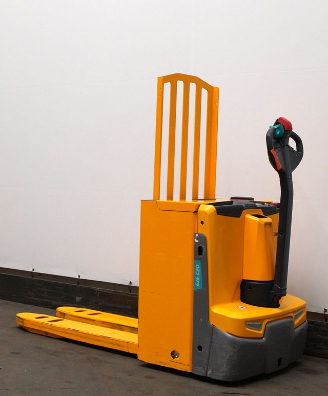 Jungheinrich EJE C20 - Pallet truck: picture 2 Jungheinrich EJE C20 - Pallet truck: picture 2