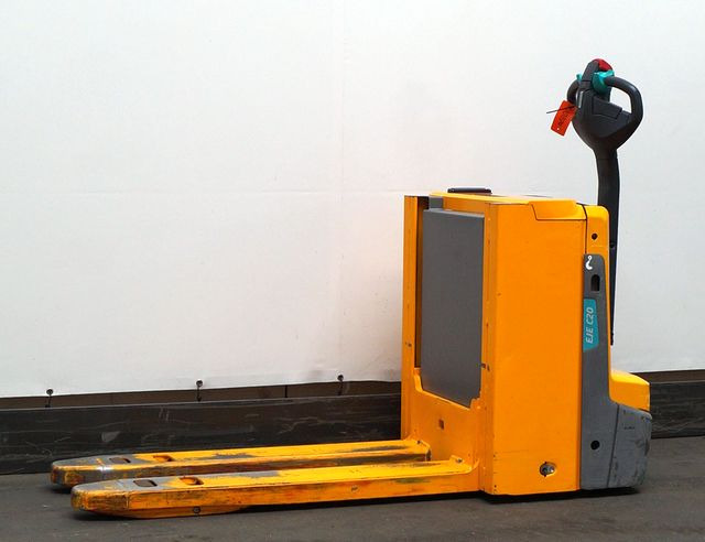 Jungheinrich EJE C20 - Pallet truck: picture 1 Jungheinrich EJE C20 - Pallet truck: picture 1