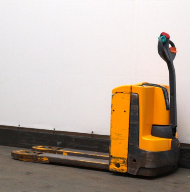 Jungheinrich EJE116 - Pallet truck: picture 2 Jungheinrich EJE116 - Pallet truck: picture 2