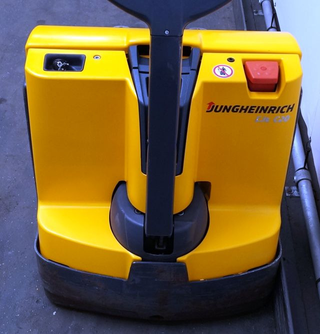 Jungheinrich EJE116 - Pallet truck: picture 3 Jungheinrich EJE116 - Pallet truck: picture 3