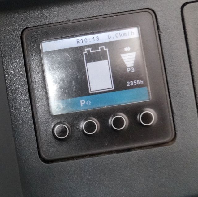 Jungheinrich ERE225 - Pallet truck: picture 4 Jungheinrich ERE225 - Pallet truck: picture 4