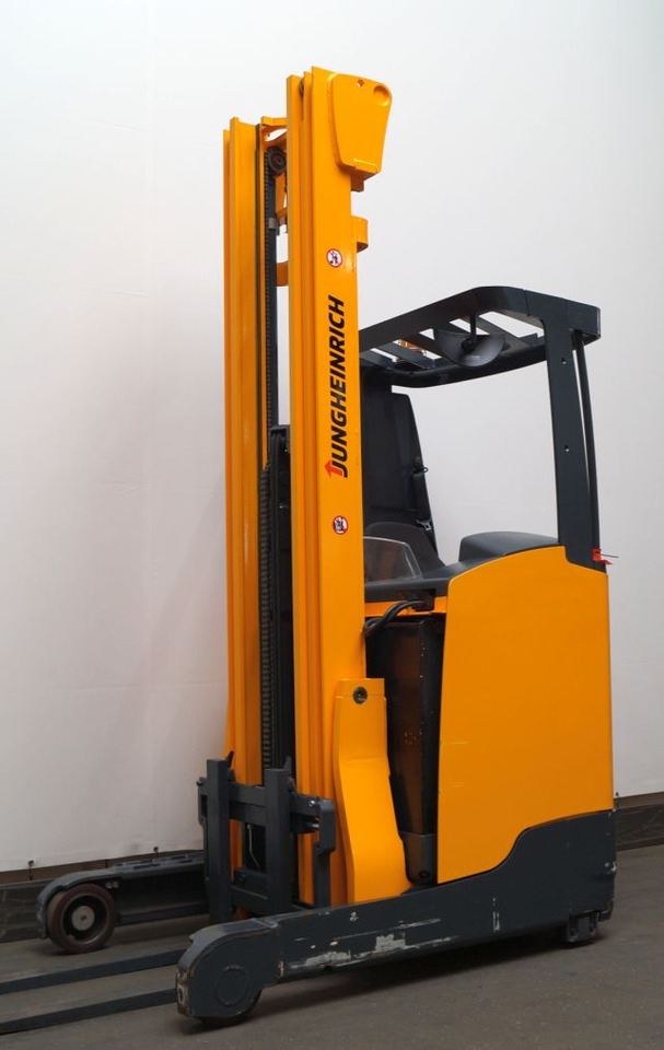 Jungheinrich ETV112 - Reach truck: picture 2 Jungheinrich ETV112 - Reach truck: picture 2